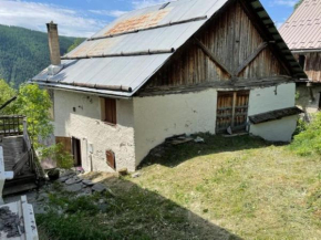 Chalet avec vue sur le fort de Château Queyras